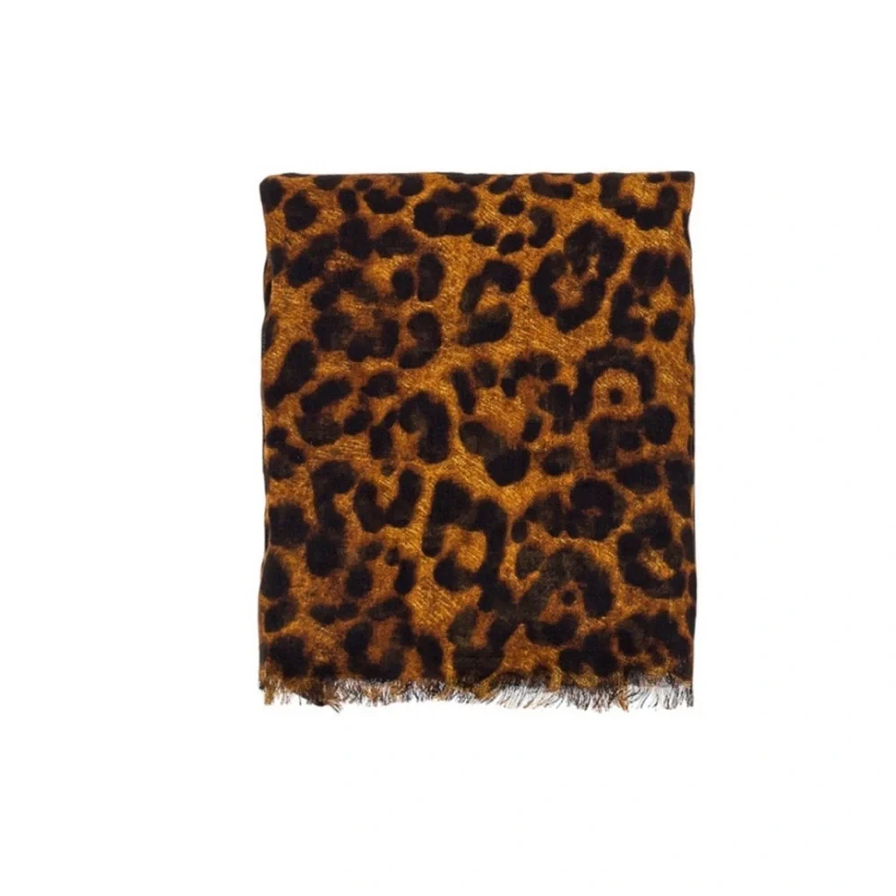 NWOT PATRICIA NASH Leopard Print Scarf